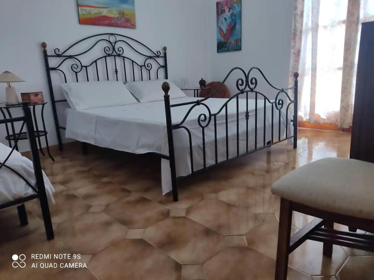 Amanda Casa Vacanza Avola Bagian luar foto